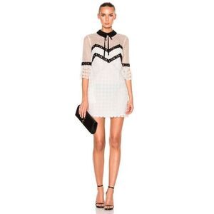 Avantlook Monochrome Petal Mini Lace Dress Size S